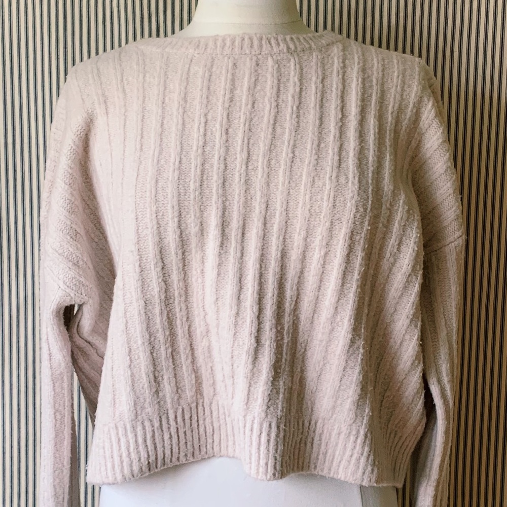 H&M Sweater